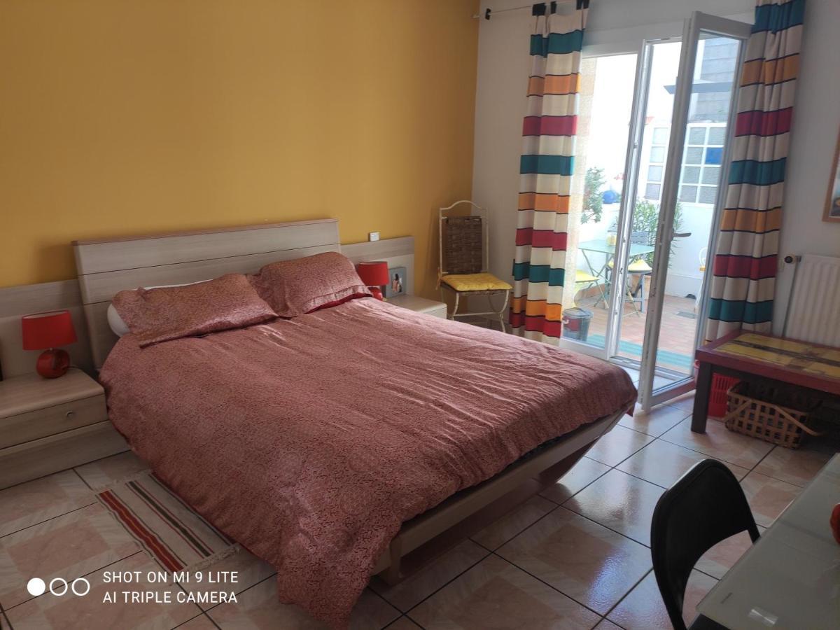 Grande chambre avec garage dans quartier historique Perpignan Extérieur photo